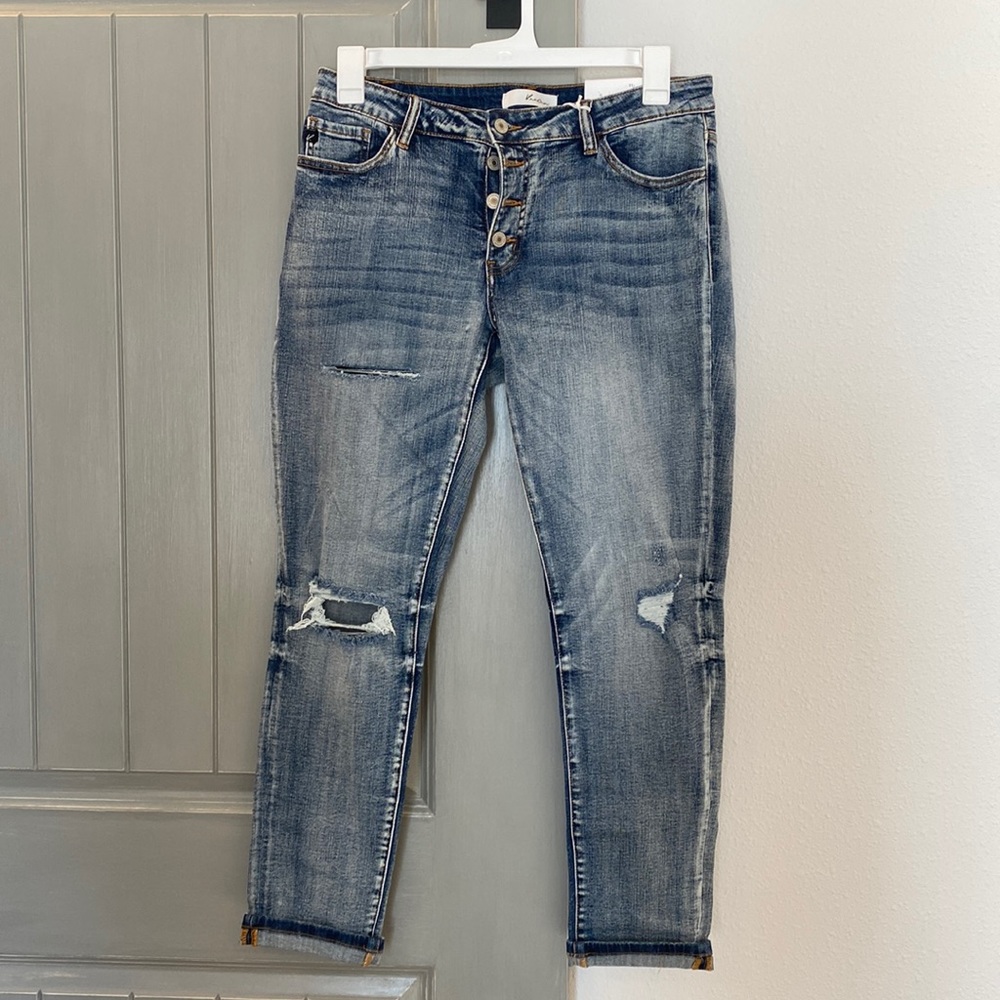 KanCan relaxed fit size 11(29)